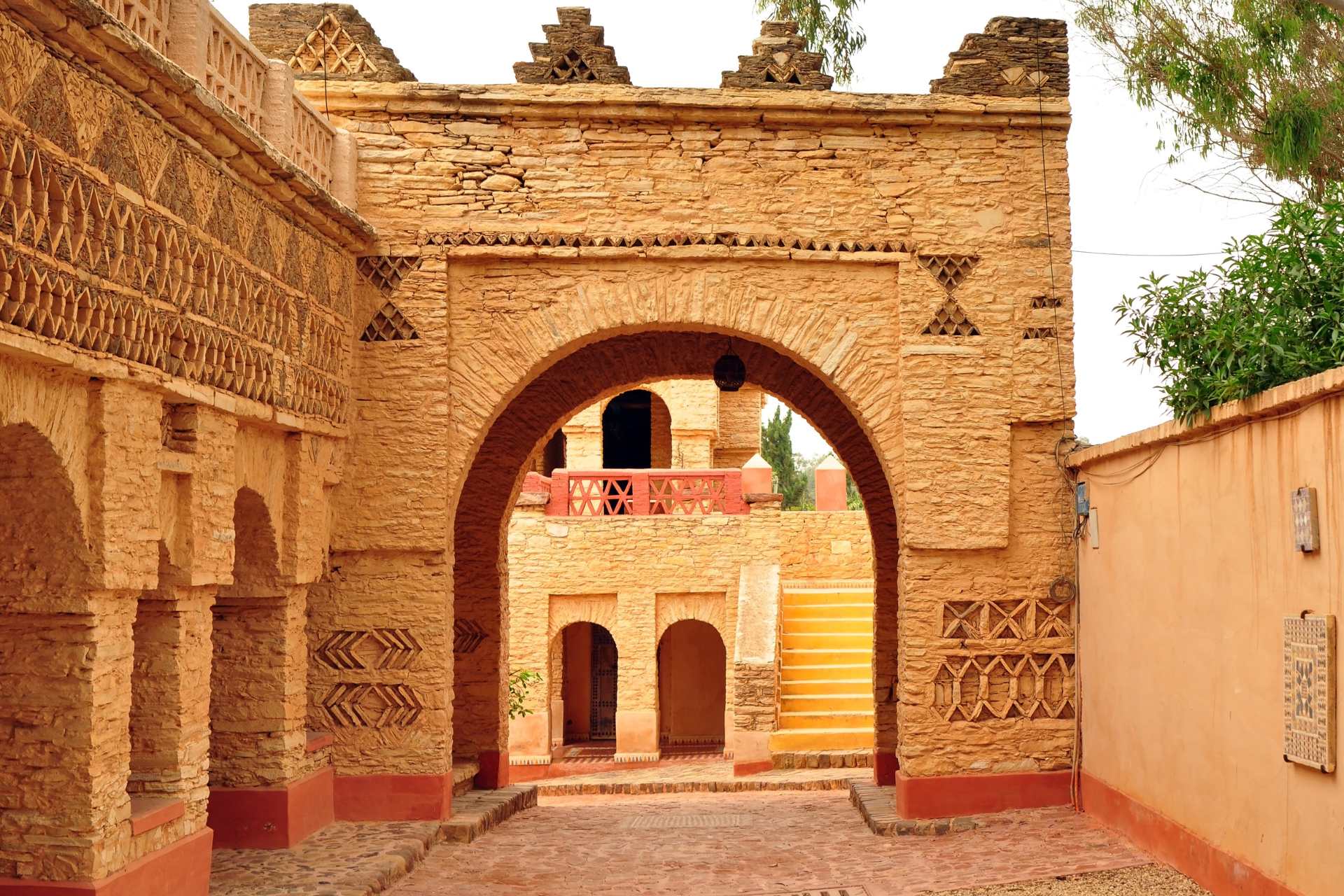 Esplorate Le Città Imperiali Del Marocco